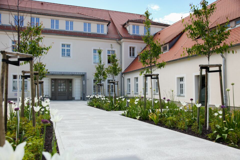 Ärztehaus Herrnhut - Eingang - Herrnhut - RiegerArchitektur